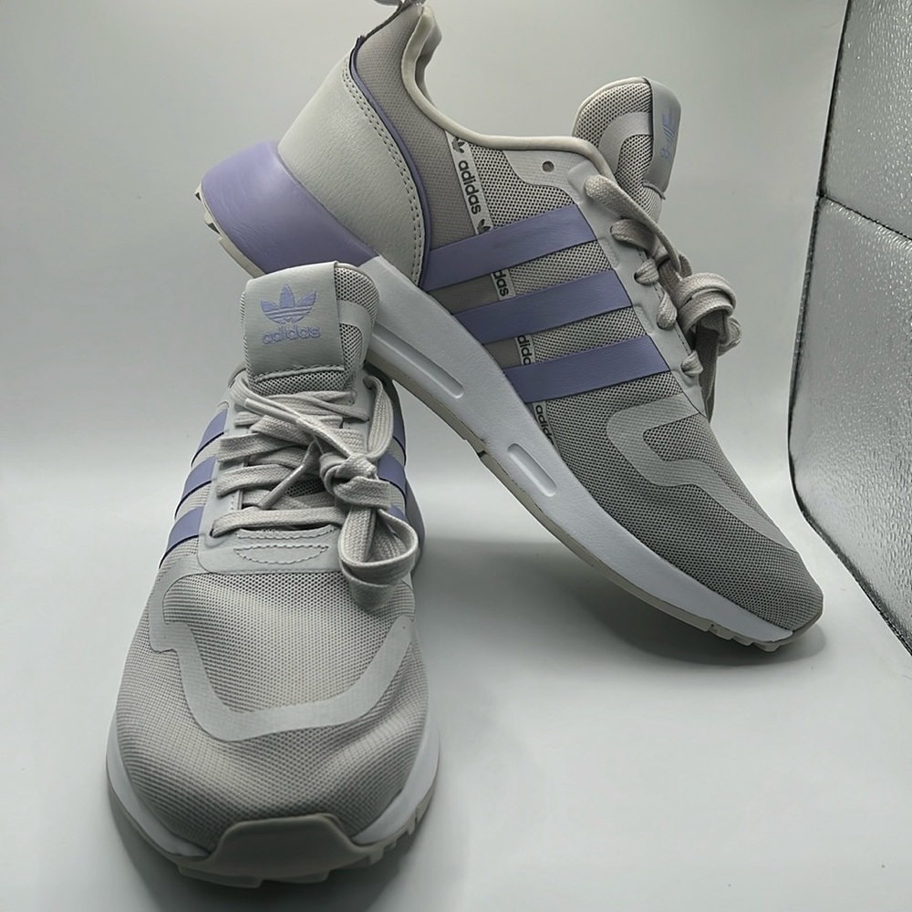 adidas Women's Light Gray and Lavender Athletic Shoes